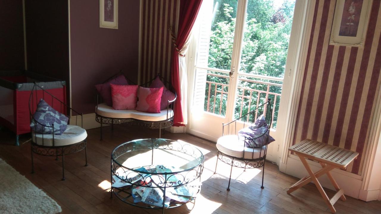 Chambres D'Hotes-Chateau Constant Bessines-sur-Gartempe Exteriör bild