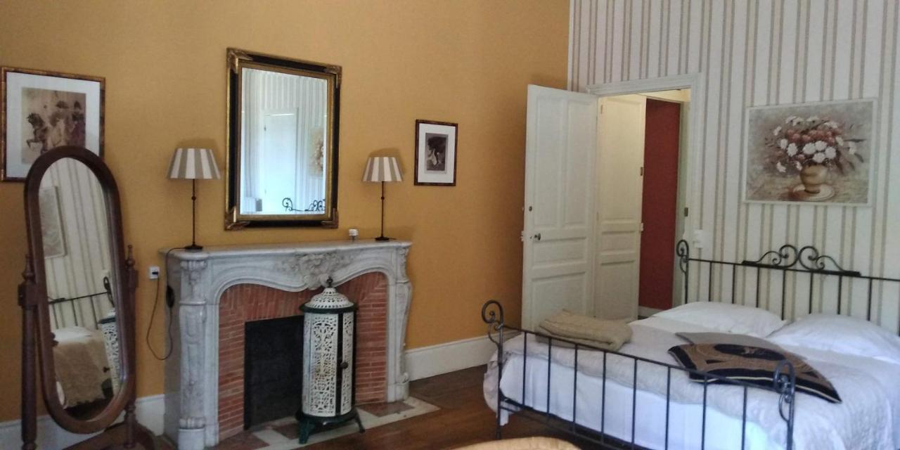 Chambres D'Hotes-Chateau Constant Bessines-sur-Gartempe Exteriör bild